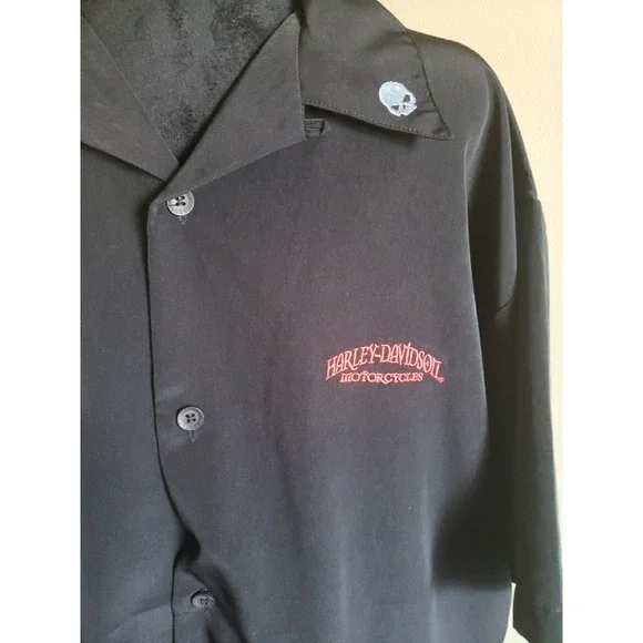 Sz L Harley-Davidson Short Sleeve Button Down Large Willie G. Skull On Back EUC - Picture 3 of 10